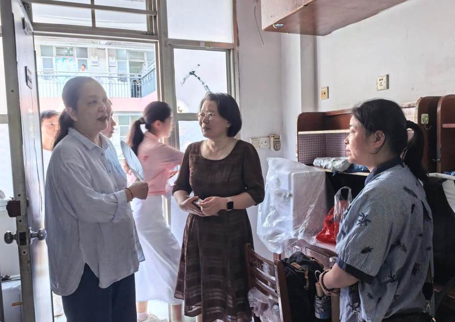 cbe618dbf1e848bca8bef6947b132b2